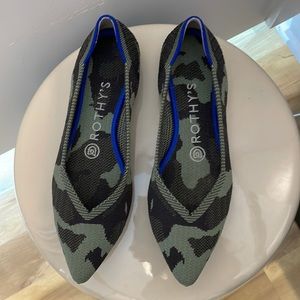 Rothy’s The Point Green Camo Flats *Like New*